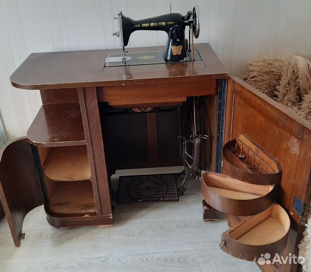 Швейная машинка Batterfly