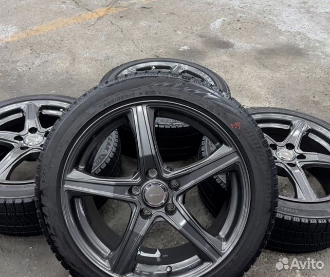 R 18 Диски bridgestone 5x114.3 (7.5J ET42)