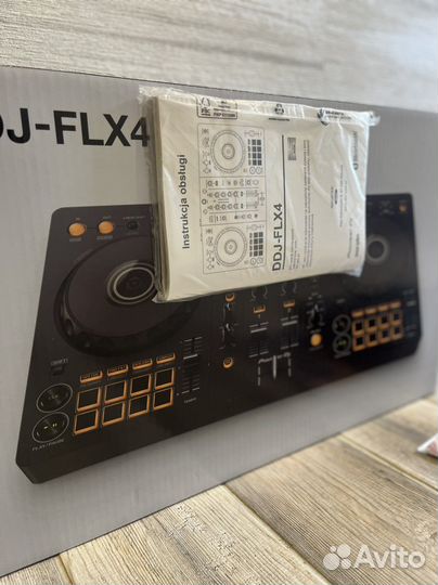 Контроллер Pioneer DDJ-FLX4