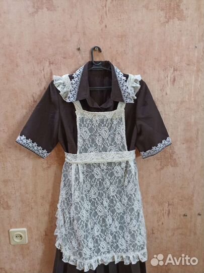 Школьная форма и 2 фартука на последний звонок