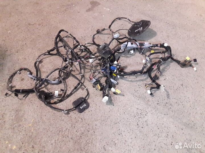 Проводка Hyundai Getz 2005 91401-1C070