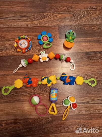 Игрушки погремушки