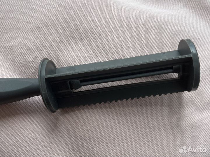 Ролик для чистки одежды IKEA