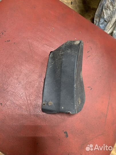 Накладка на заднюю, правую арку(сапожок)