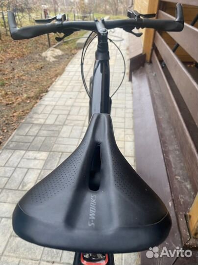 Specialized sirrus pro carbon 2018