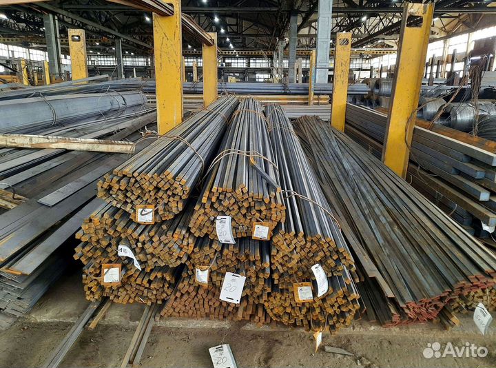 Квадрат стальной