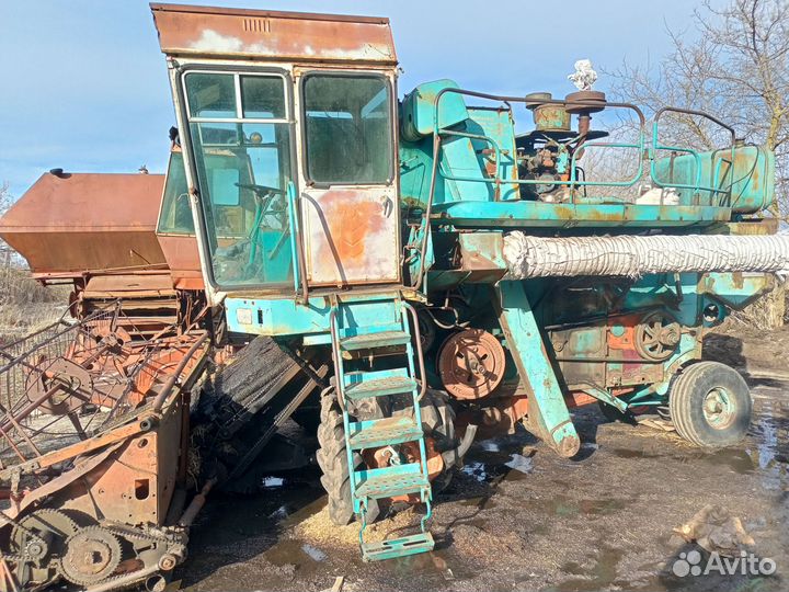 Комбайн Енисей Енисей-1200, 1989