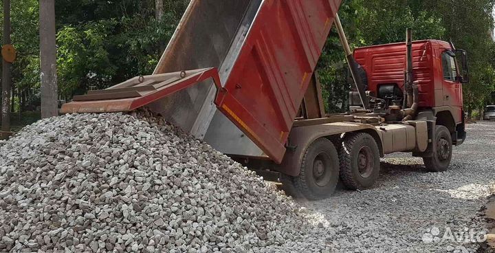 Щебень гравийный в наличии с доставкой