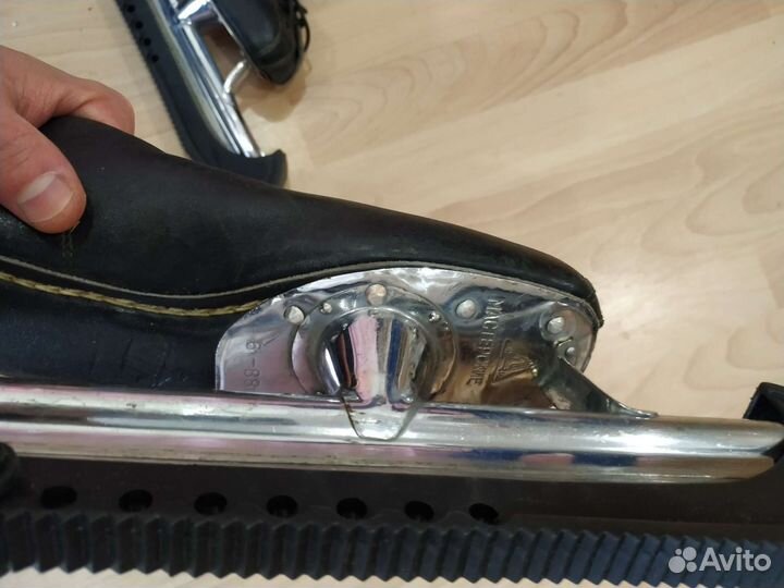 Коньки фигурные