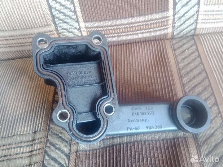 Клапан вентиляции картерных газов Пассат б3