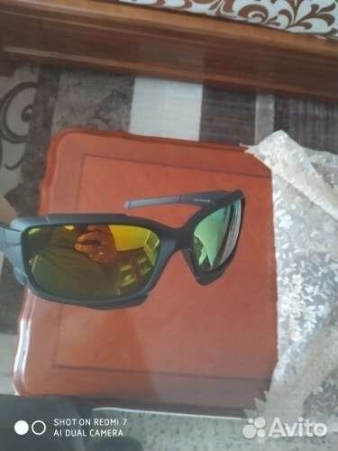 Солнцезащитные очки