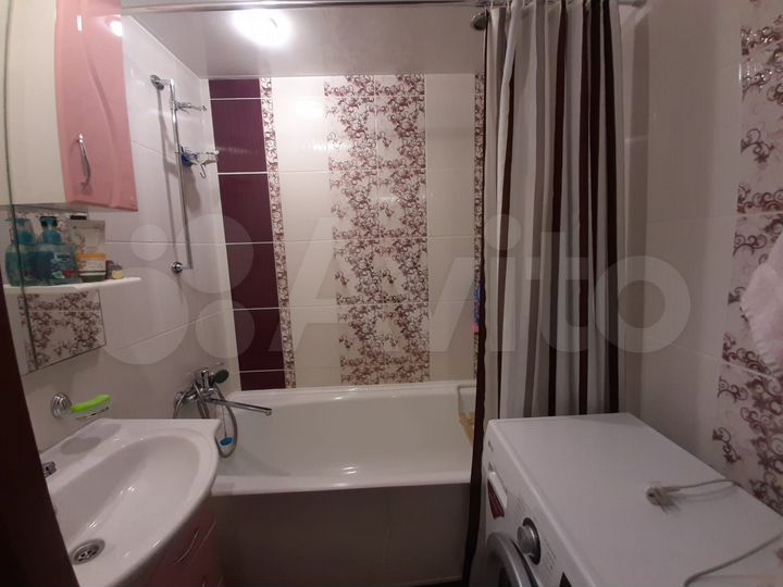 3-к. квартира, 58 м², 5/5 эт.