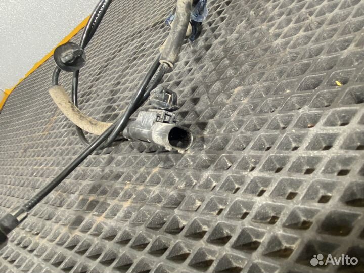 Датчик ABS передний левый Haval F7x