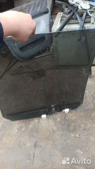 Стекло заднее правое хонда црв