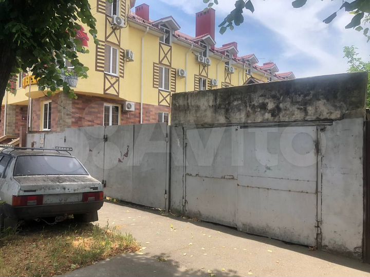 Участок 8,2 сот. (ИЖС)