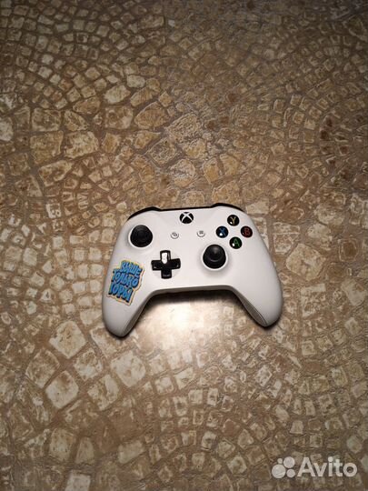 Геймпад xbox one s