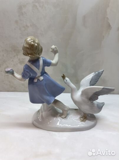 Статуэтка Carl Scheidig