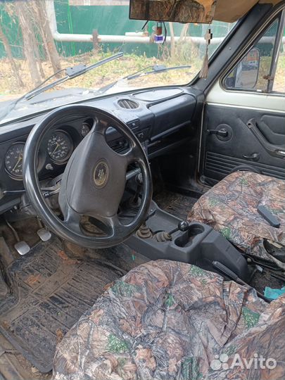 LADA 4x4 (Нива) 1.6 МТ, 1993, битый, 300 000 км