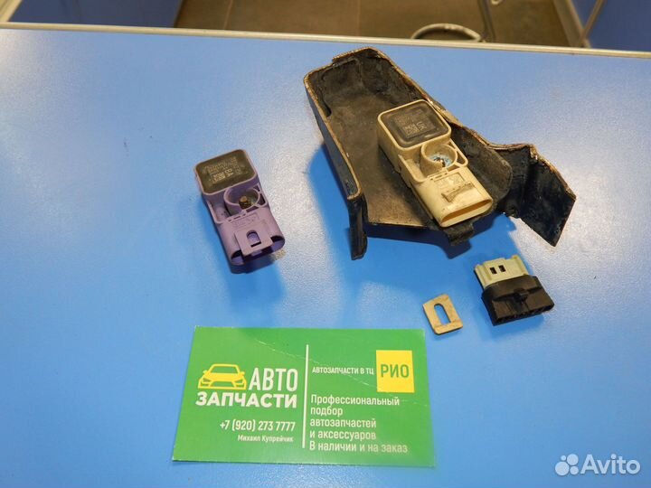 Датчик Airbag подушки безопасности Opel Corsa D