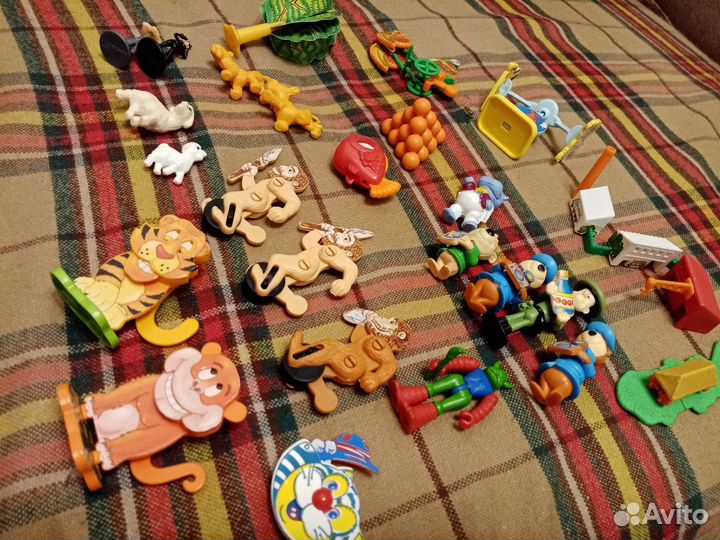 Игрушки из киндер сюрприза 90х