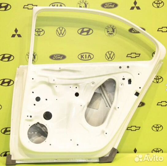 Дверь polo 5 задняя левая белая LC9A