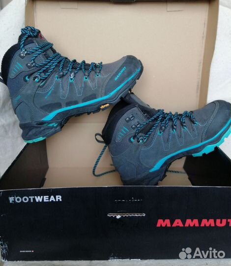 Треккинговые ботинки Mammut