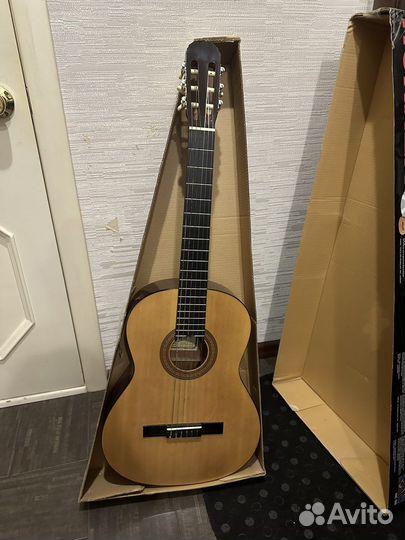 Гитара hohner hc 06