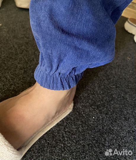 Костюм женский