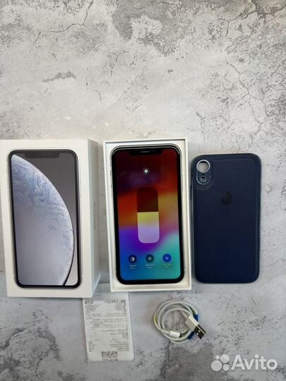 iPhone Xr, 64 ГБ