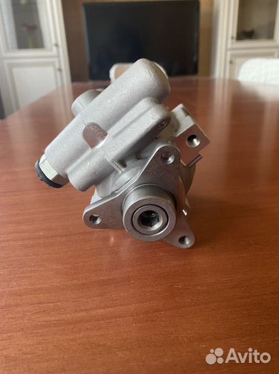 Насос гидроусилителя руля Renault