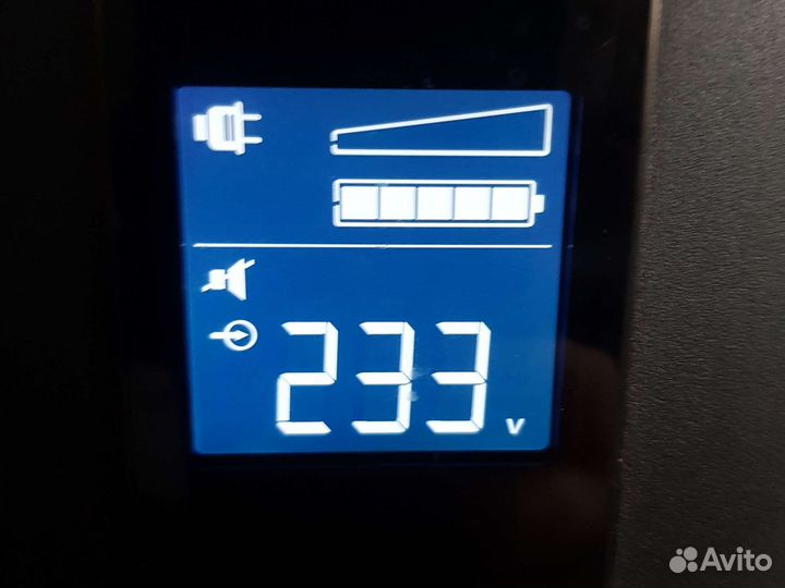 Бесперебойник APC Back UPS PRO 900