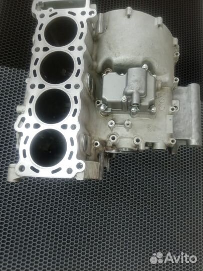 Suzuki gsxr 600 k8 k9 k10 n735 Блок двигателя