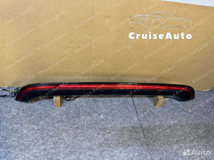 Спойлер верхний Land Cruiser 200 с подсветкой LED