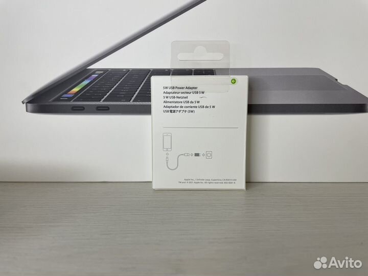 Зарядка на iPhone