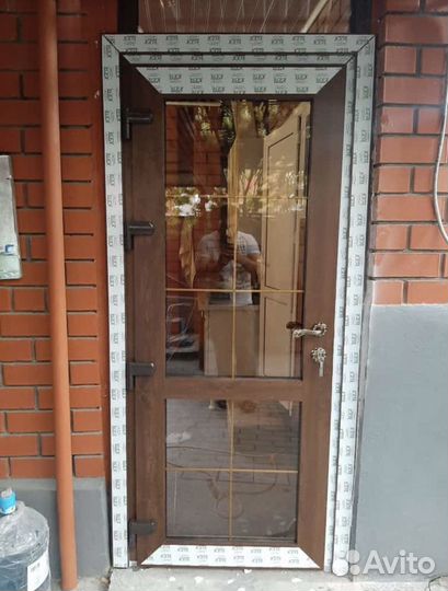 Пластиковая дверь 120х210 159