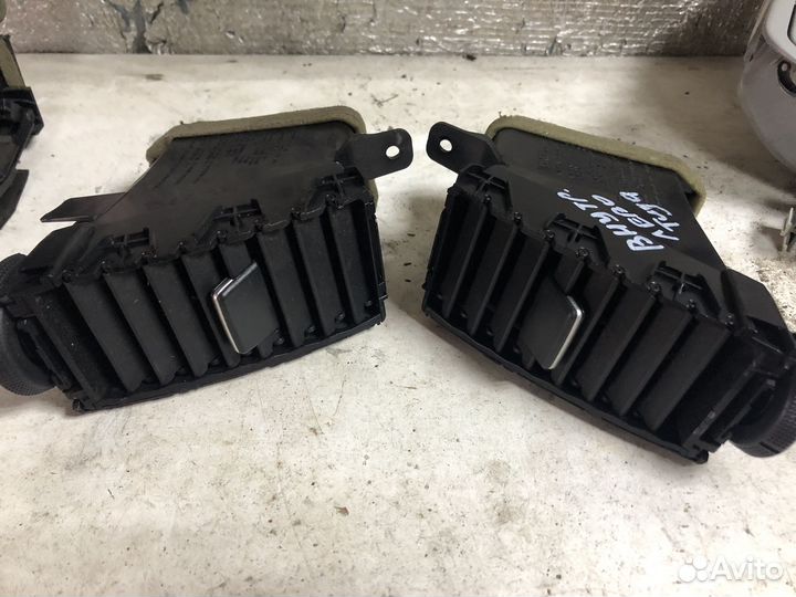 Дефлектор воздуховода Nissan Tiida 1