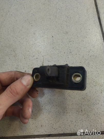 Замок капота Renault Megane 1 K7M A 7/02 1996