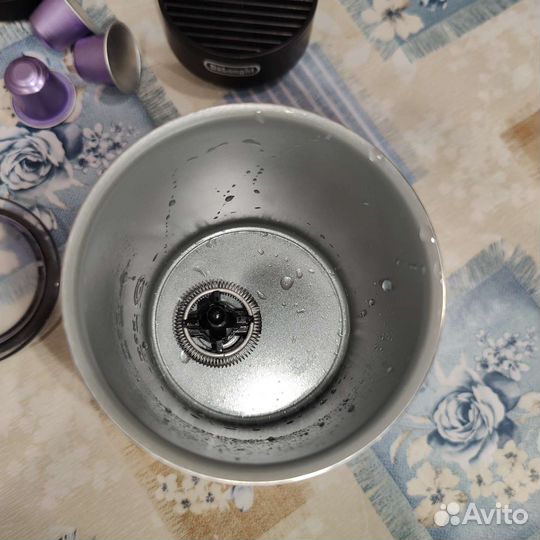 Delonghi Nespresso с капучинатором Aeroccino 3