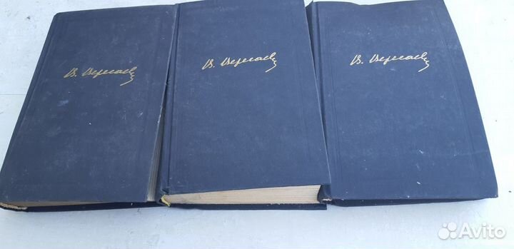 Книги художественные