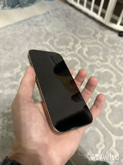 iPhone 16 Pro, 256 ГБ