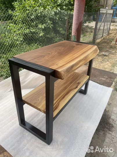 Полочка из карагача