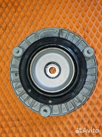 Опора переднего амортизатора BMW 3 серия F30/F31