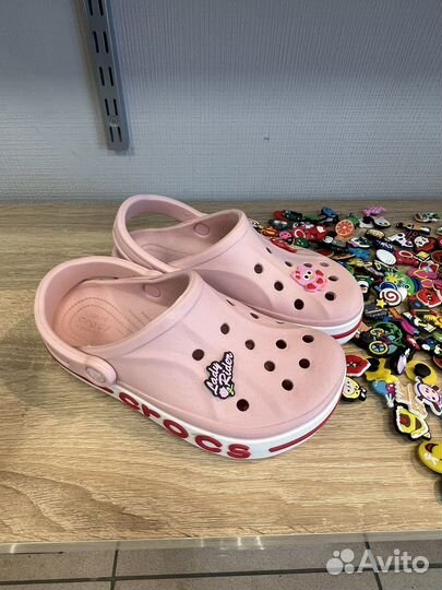 Crocs женские розовые