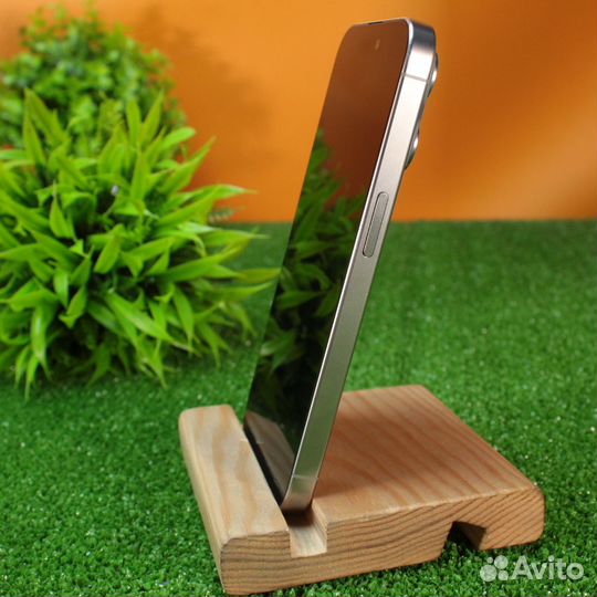 iPhone 15 Pro, 256 ГБ