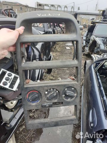 Центральная консоль Opel Astra G