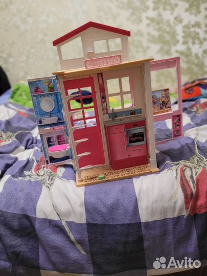 Домик кукольный