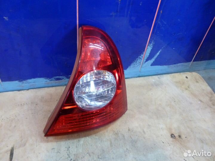 Фонарь задний правый Рено Clio II рено клио 2