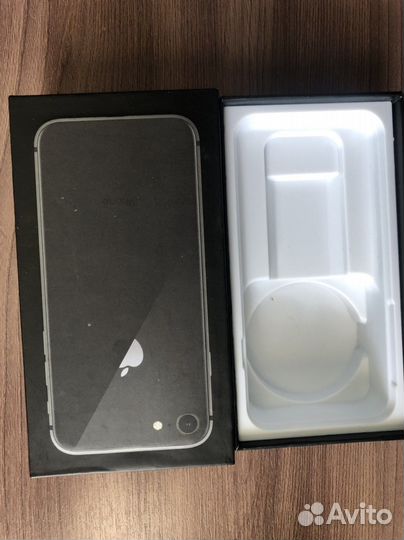 Коробка от iPhone 8,5