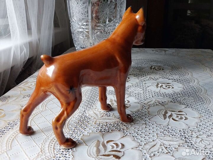 Фарфоровая статуэтка, фигурка, собака