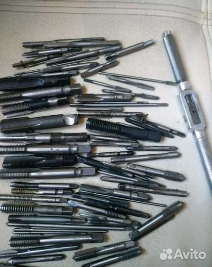 Метчики и плашки метрические СССР